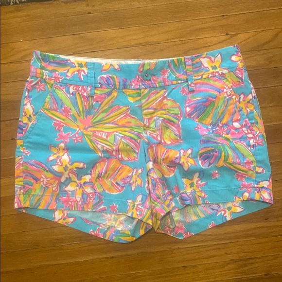 Lilly Pulitzer Pants - Lilly Pulitzer Blue and Pink The Callahan Short Vibrant Tropical Print Woman 6